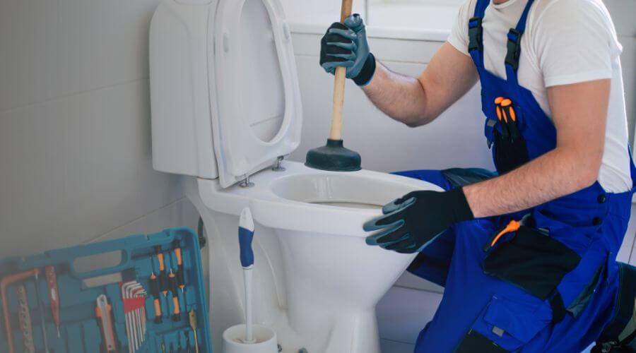 Professional emergency plumbing in Guthrie Center, IA